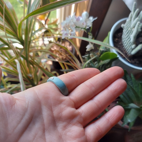 Bendy Cloud Ring ☁️ Size 9 1/2 - Picture 3 of 10